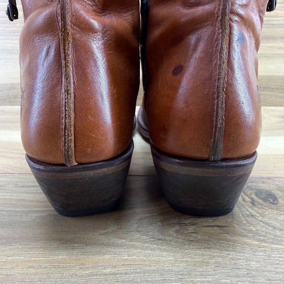 FRYE Sacha Moto Western Bootie Womens 9 Cognac Leather Zipper Heel - Picture 7 of 11